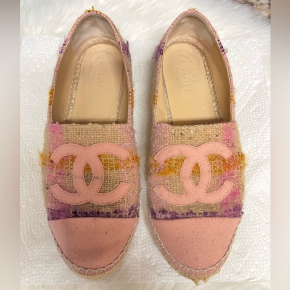 Authentic Chanel Tweed ESPADRILLES, EU38 - Picture 4 of 9
